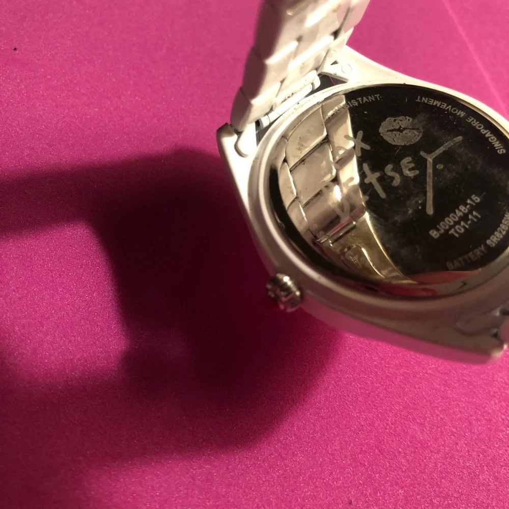 Betsey Johnson Heart with pink crystals watch. - Picture 4 of 9